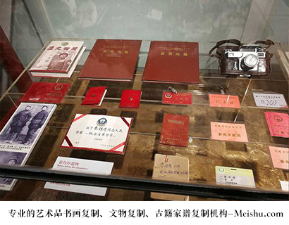 画家作品拍卖-专业的文物艺术品复制公司有哪些？